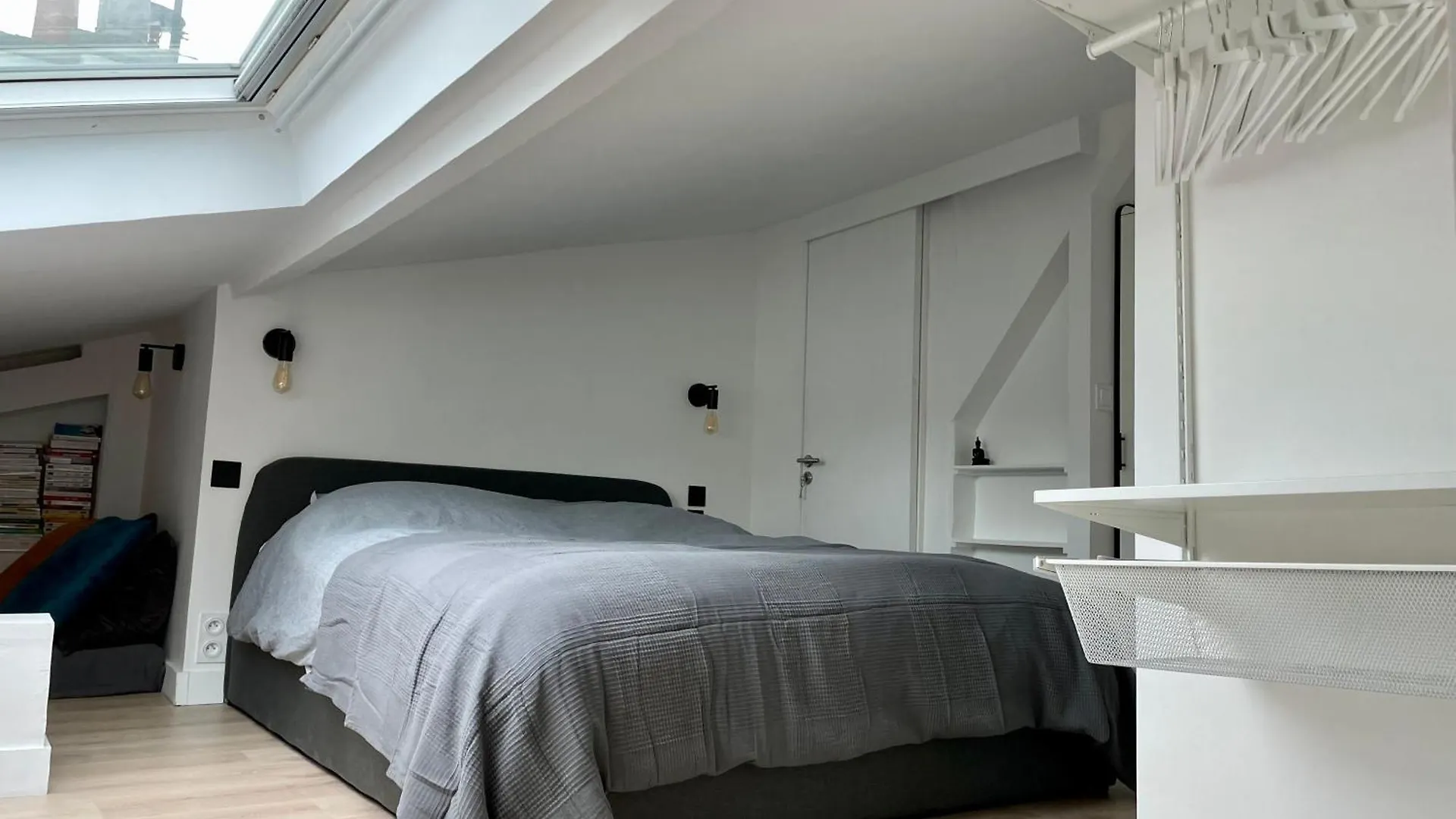 Le Monceau - Charmant Appartement Mezzanine 파리 아파트